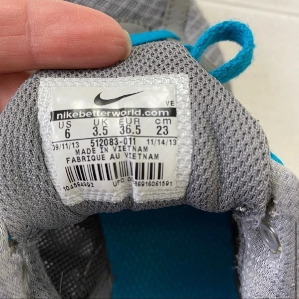 Nike Running Shoes Relentless 2 Gray Size 6